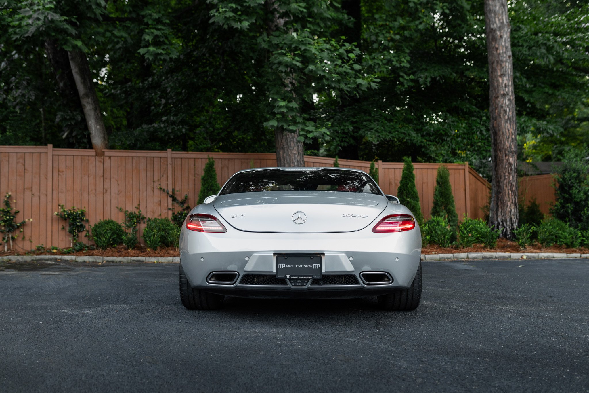 2011 Mercedes-Benz SLS AMG