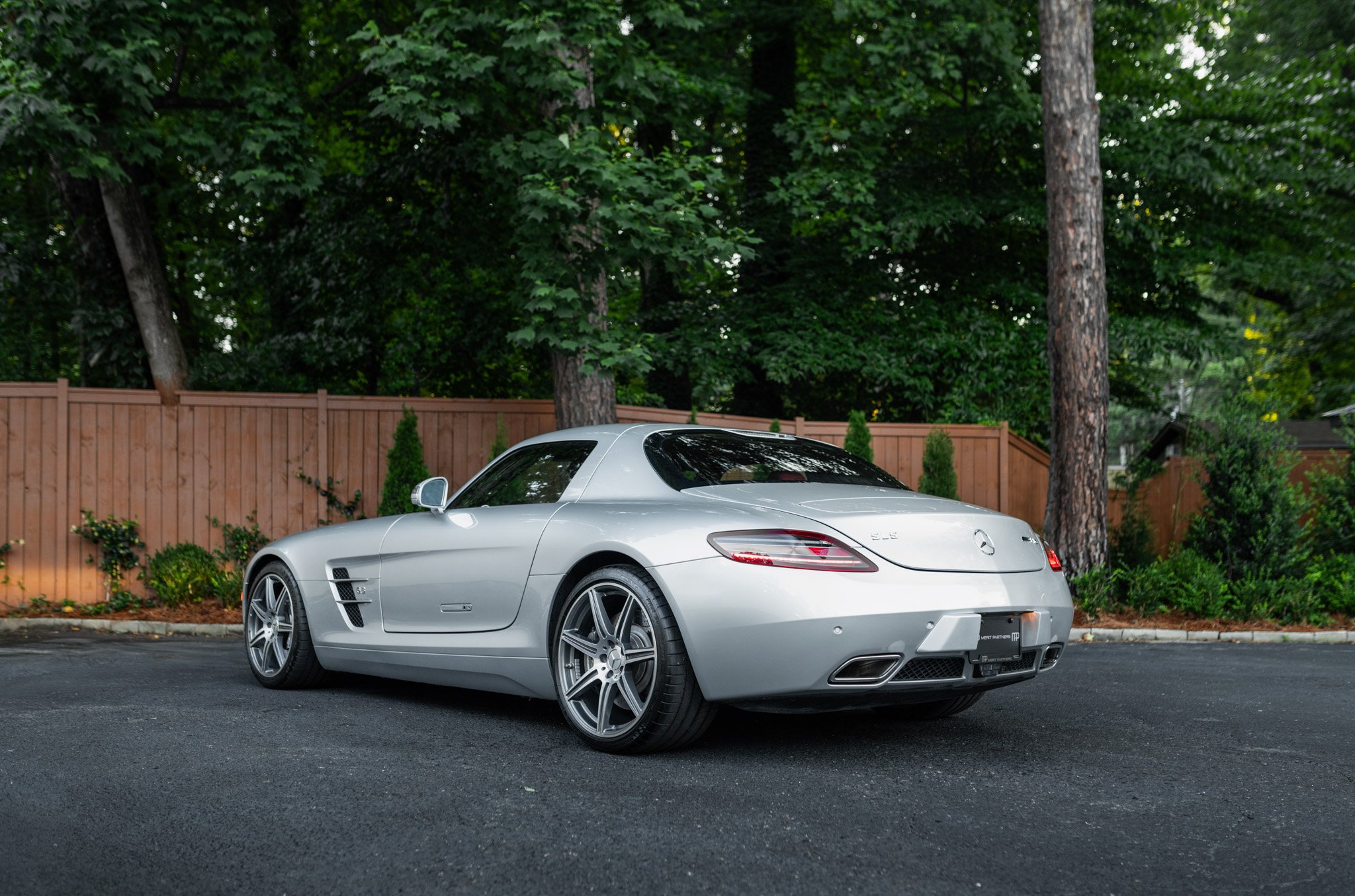 2011 Mercedes-Benz SLS AMG