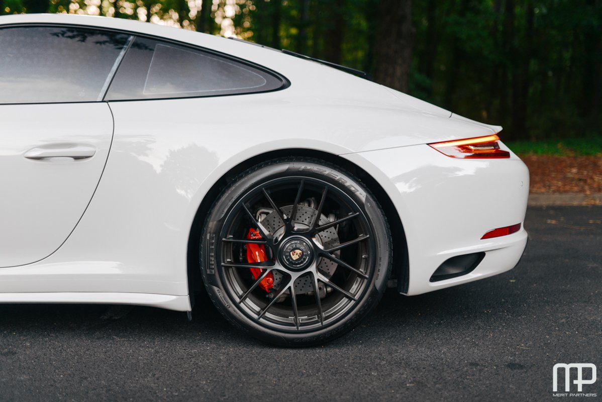 2018 Porsche 911 Carrera GTS (991.2)