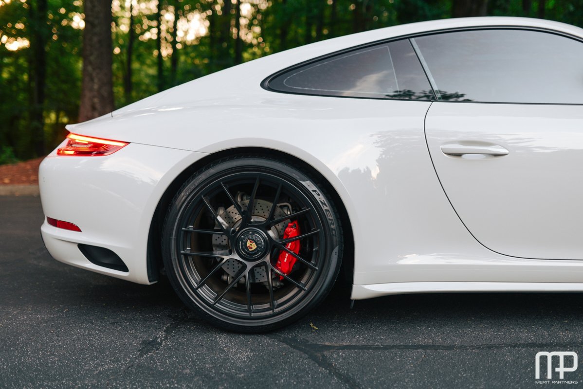 2018 Porsche 911 Carrera GTS (991.2)