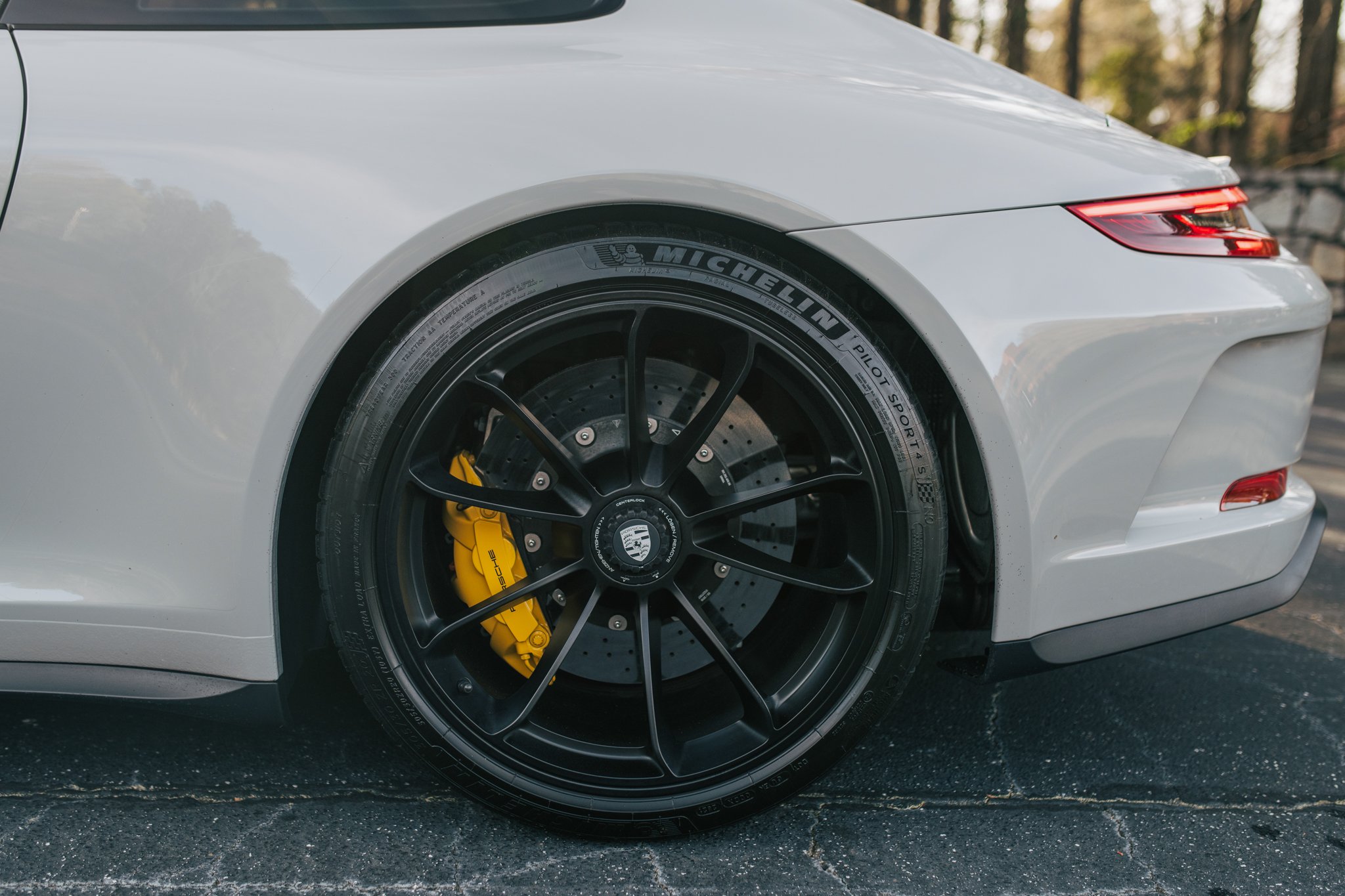 2019 Porsche GT3 Touring