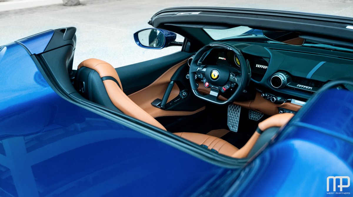 2021 Ferrari 812 GTS