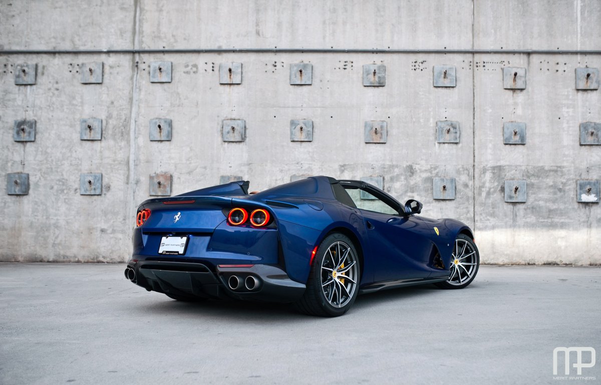 2021 Ferrari 812 GTS