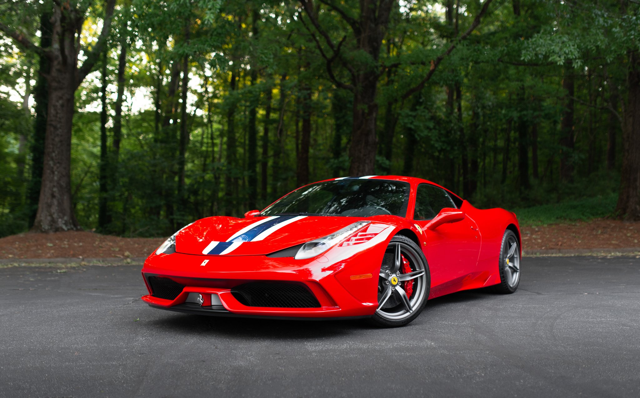 2015 Ferrari 458 Speciale Nart stripes