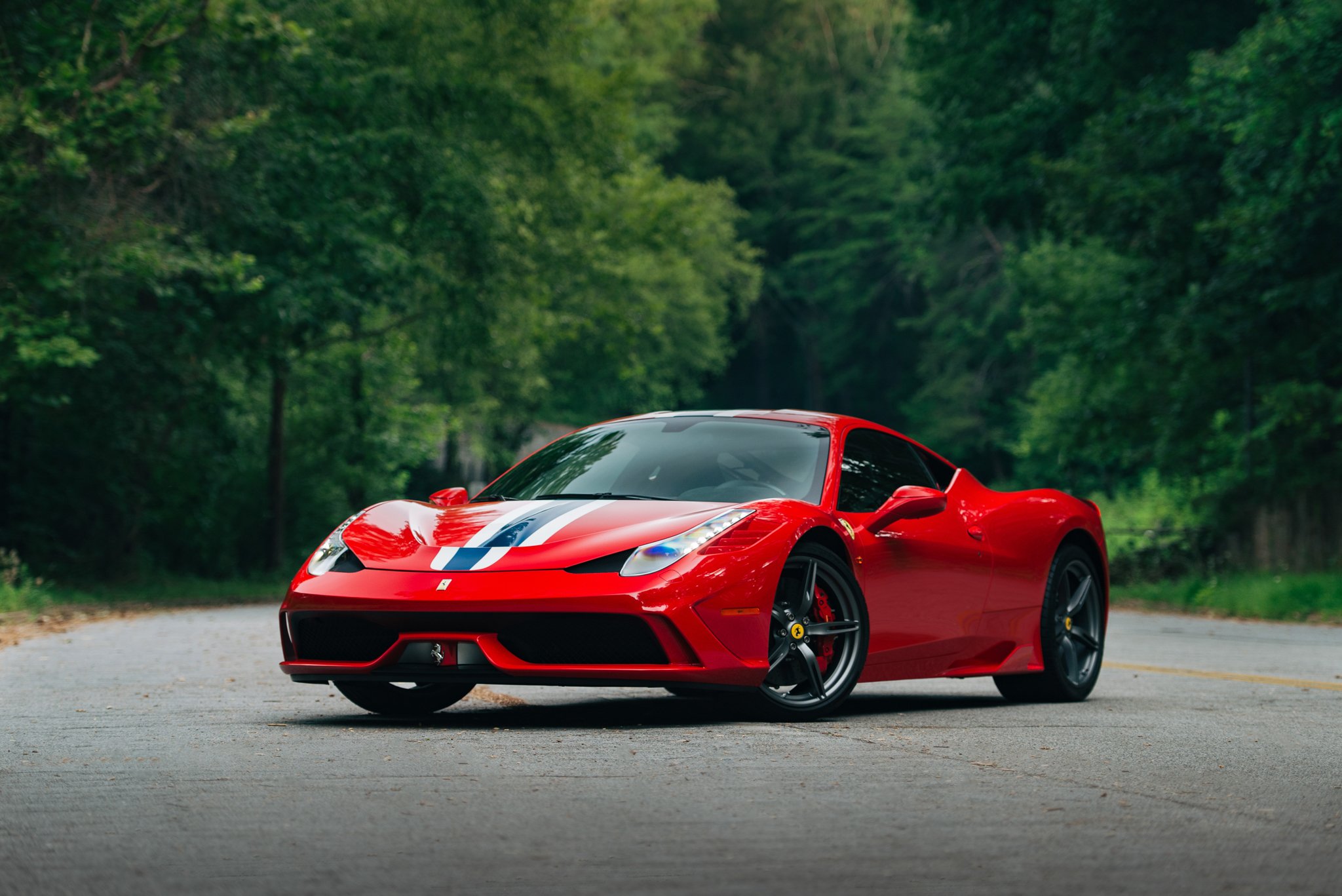 2015 Ferrari 458 Speciale Nart stripes