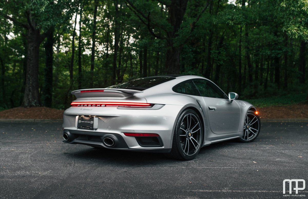 2021 Porsche 911 Turbo S 992