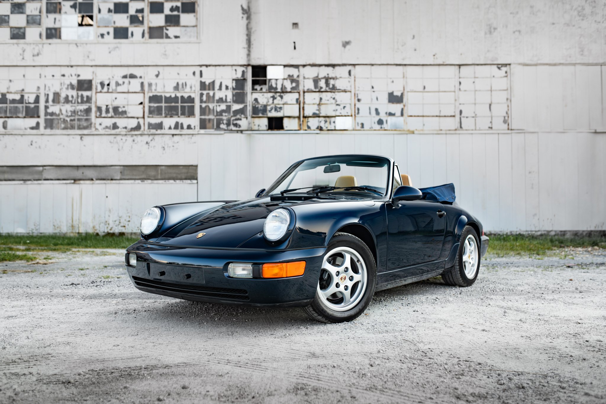 1992 Porsche Carrera 2 Cabriolet