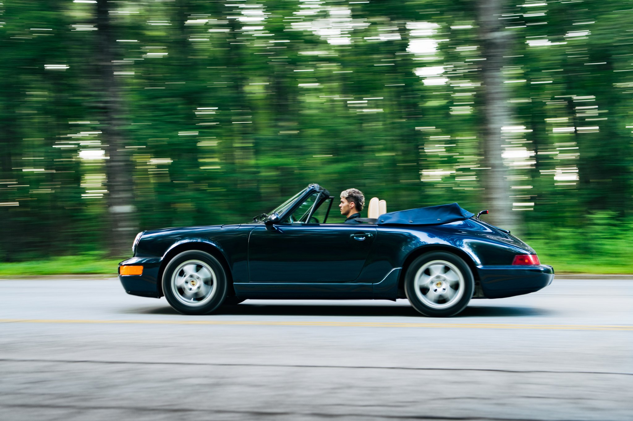 1992 Porsche Carrera 2 Cabriolet