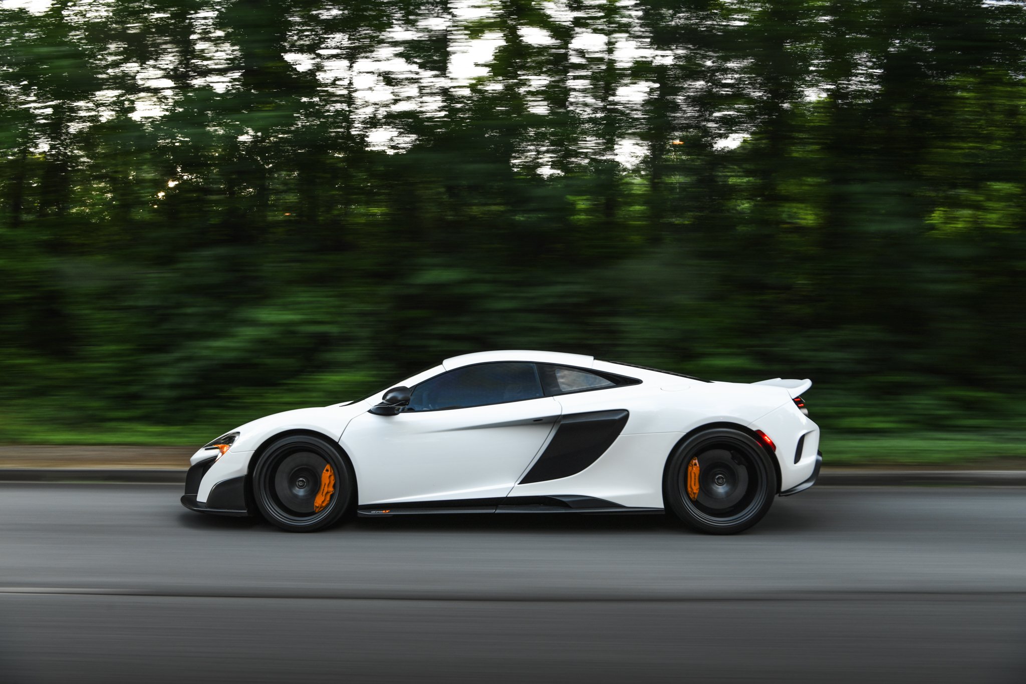 2016 McLaren 675LT