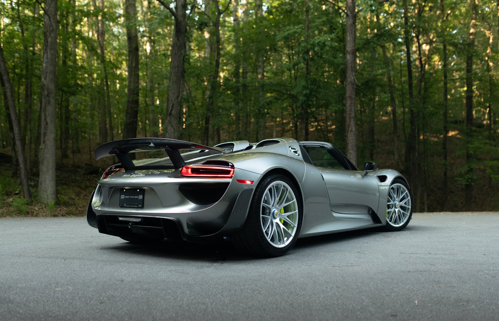 2015 Porsche 918 Spyder Weissach