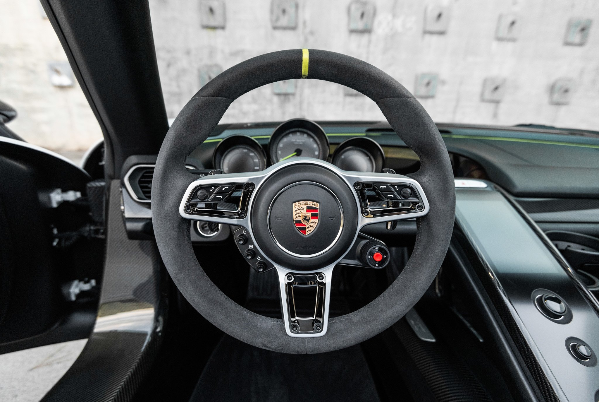 2015 Porsche 918 Spyder