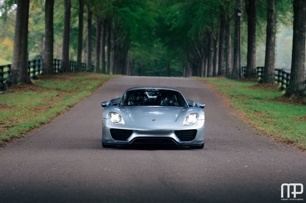 2015 Porsche 918 Spyder Liquid Chrome Blue