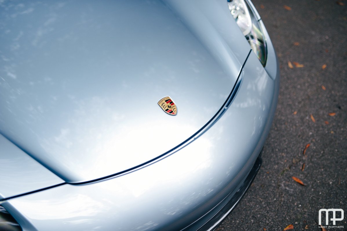 2015 Porsche 918 Spyder Liquid Chrome Blue