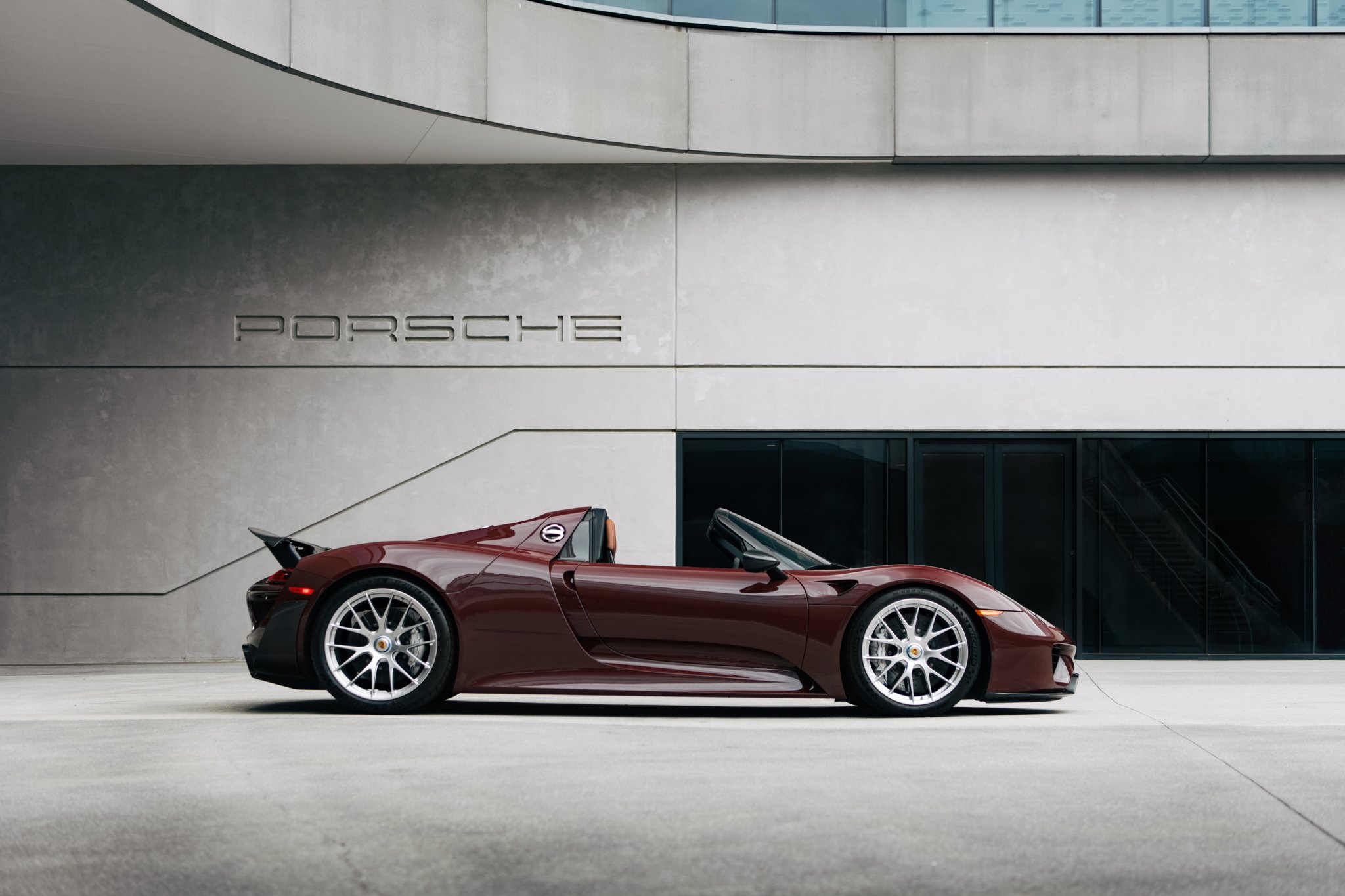 2015 Porsche 918 Spyder Weissach Package