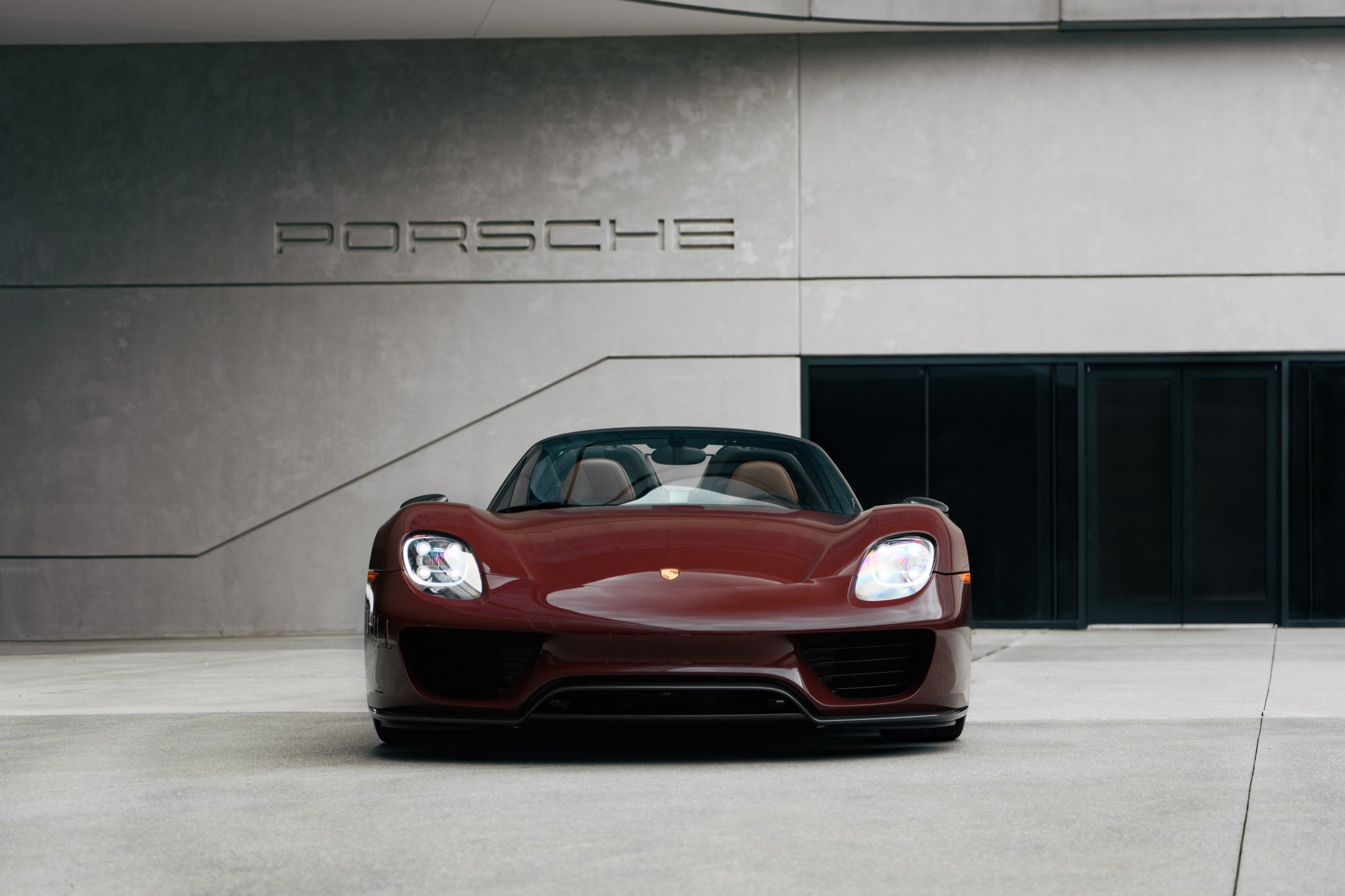 2015 Porsche 918 Spyder Weissach Package