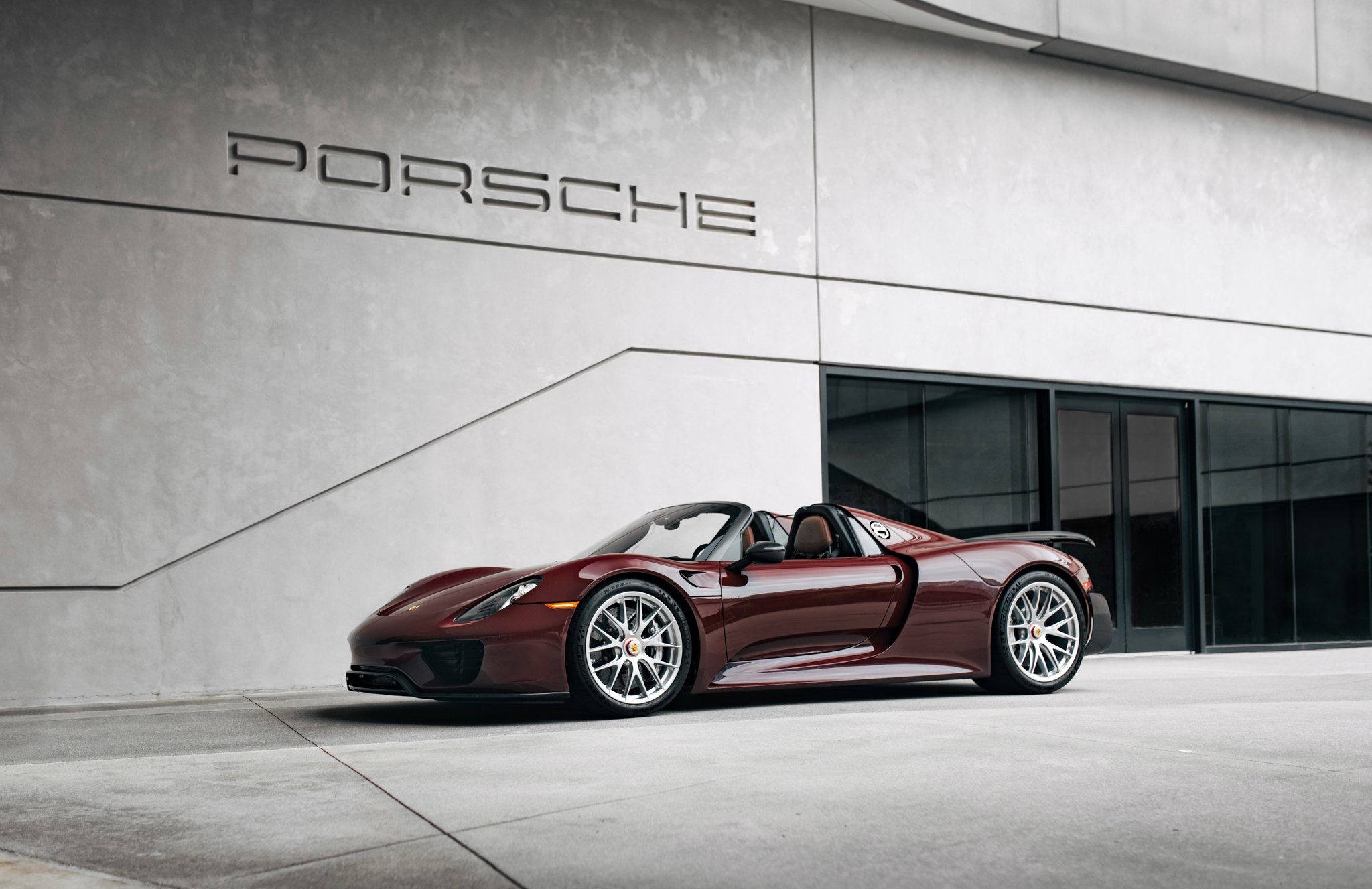 2015 Porsche 918 Spyder Weissach Package