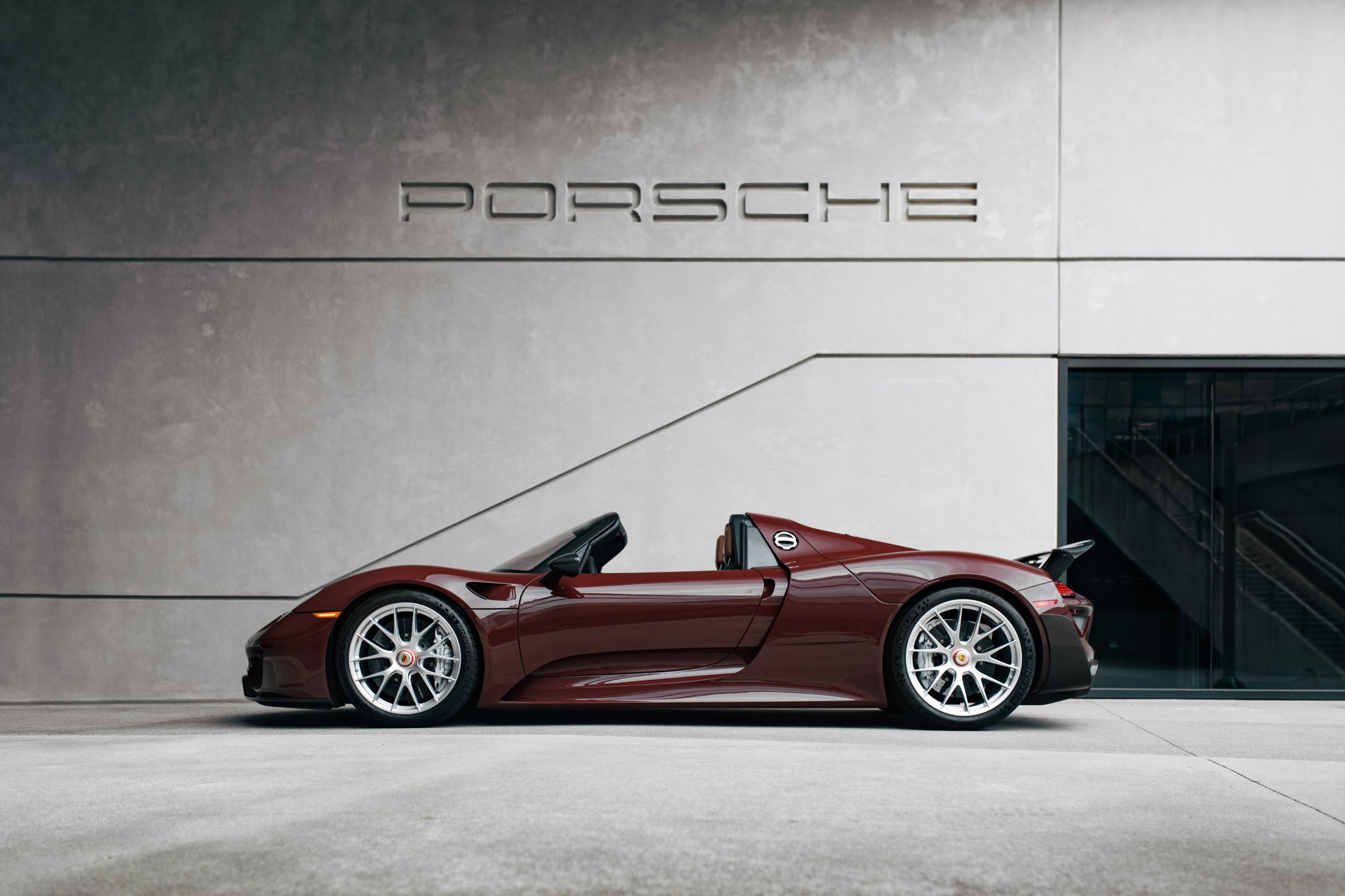 2015 Porsche 918 Spyder Weissach Package