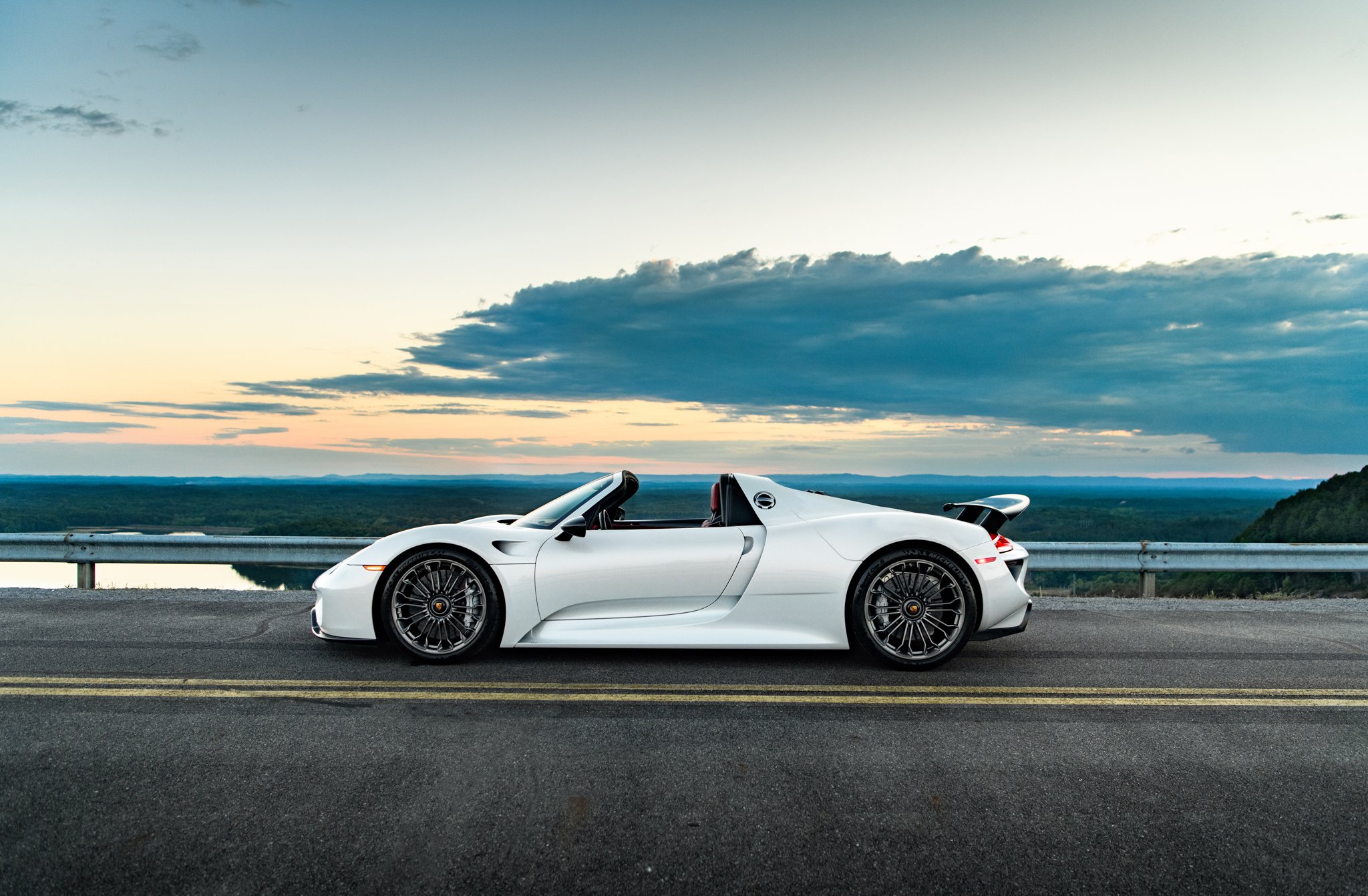 2015 Porsche 918 Spyder