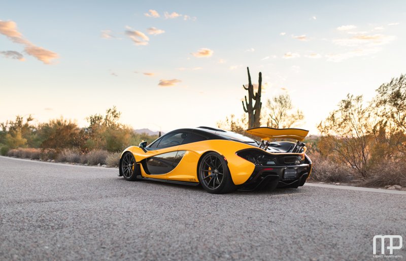 2013 McLaren P1 VP4