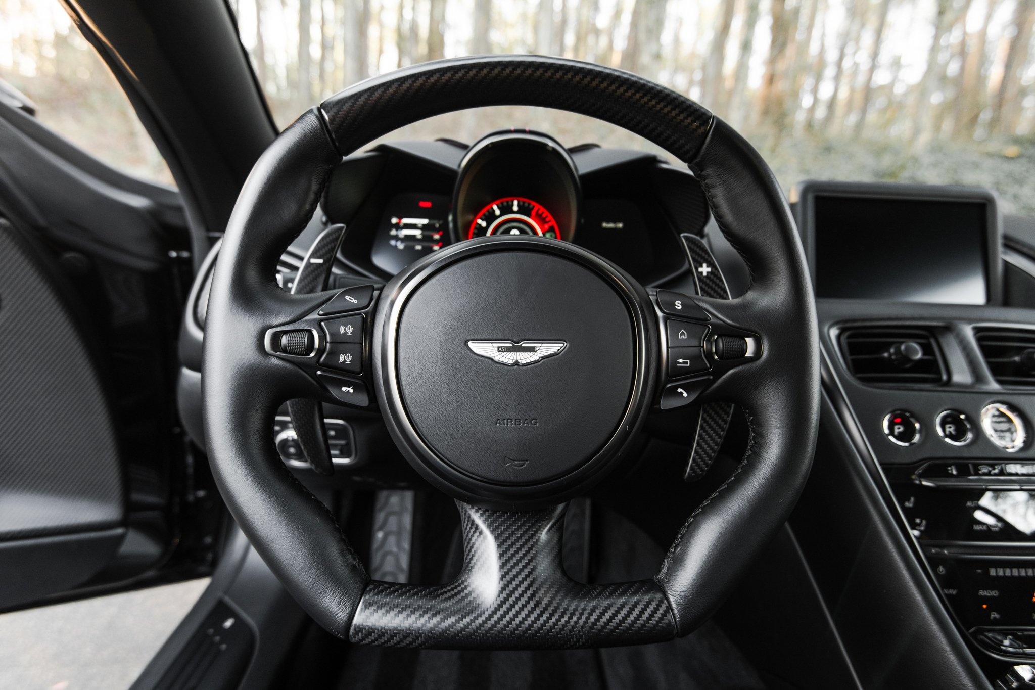 2021 Aston Martin DBS R02327