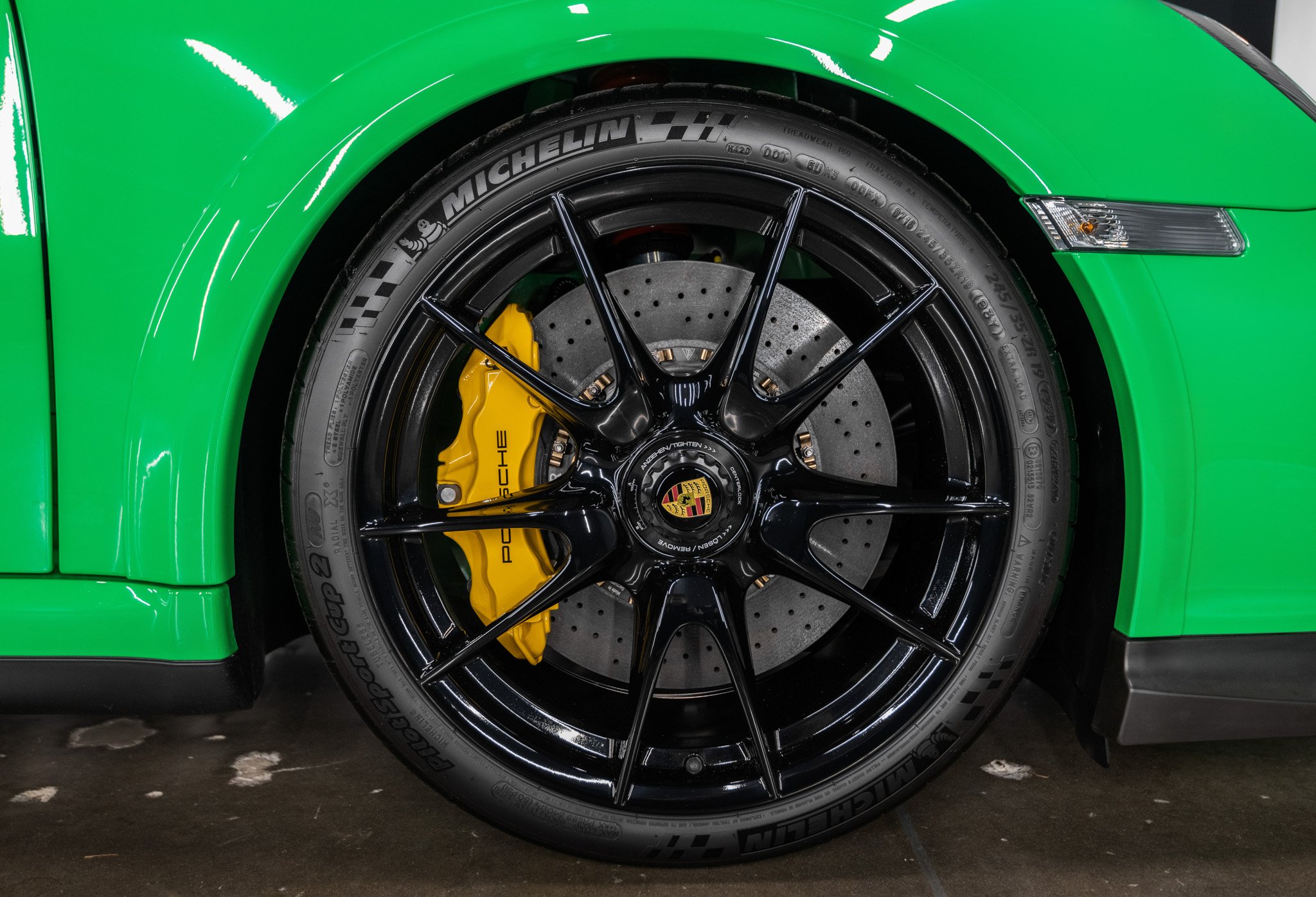 2011 Porsche GT3RS in RS Green